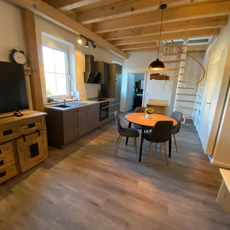 Etzl Apartment *